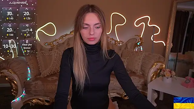 ChloeBrightt online show from October 1, 7:52 pm