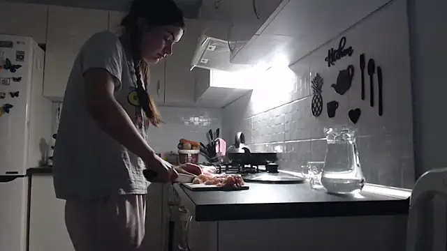 Snapshot of _JustmeHere_ chatting on September 17, 8:34 am JustmeHere online show from September 17, 8:34 am