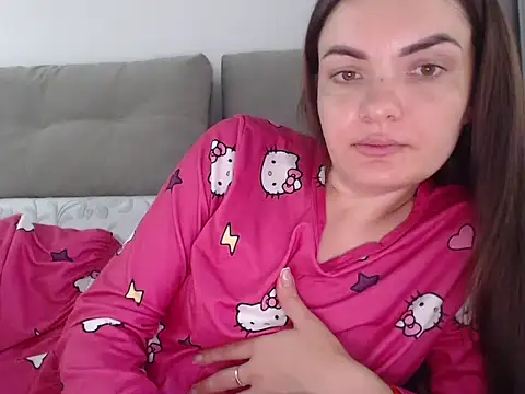 Snapshot of _JustmeHere_ chatting on October 3, 8:19 am JustmeHere online show from October 3, 8:19 am