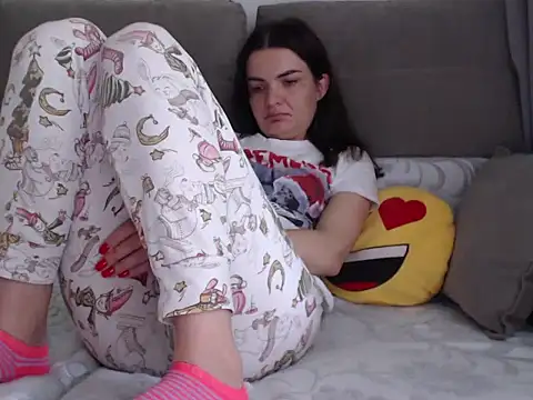 Snapshot of _JustmeHere_ chatting on October 19, 7:54 am JustmeHere online show from October 19, 7:54 am