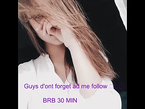 Snapshot of _JustmeHere_ chatting on October 27, 11:06 am JustmeHere online show from October 27, 11:06 am