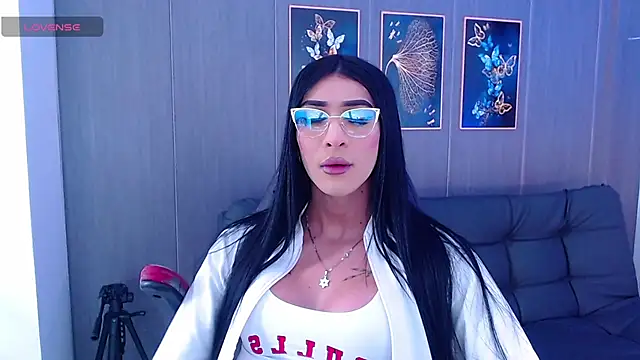 Snapshot of Evelynn_sex_ chatting on October 10, 12:54 pm Evelynn sex  online show from October 10, 12:54 pm