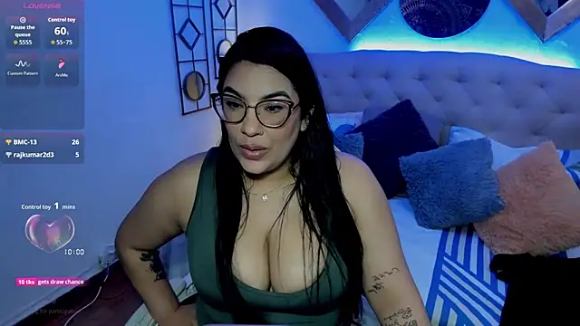 Daring  natasha  online show from September 11, 2:45 am