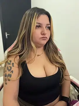 SweetPaige  online show from May 31, 9:05 pm