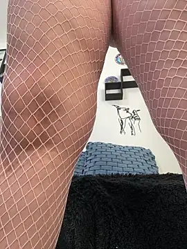 jamilaross online show from September 27, 9:33 pm