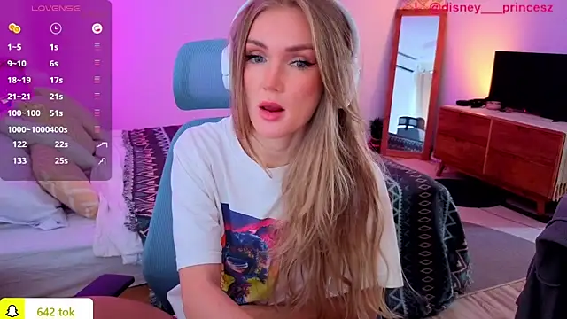 PrincessVS online show from November 14, 3:39 am