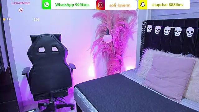 Snapshot of Sofiia-Rubb chatting on October 15, 5:54 am Sofiia-Rubb online show from October 15, 5:54 am