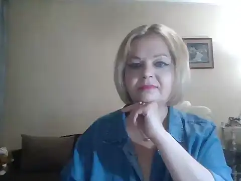 Snapshot of SofiyaPetrova chatting on September 24, 2:21 am SofiyaPetrova online show from September 24, 2:21 am