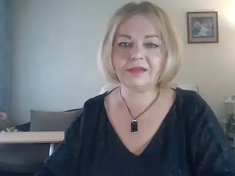 Snapshot of SofiyaPetrova chatting on October 4, 1:28 pm SofiyaPetrova online show from October 4, 1:28 pm