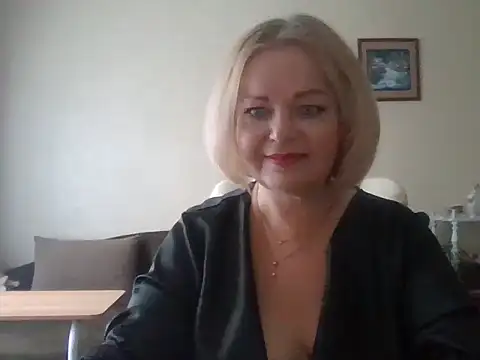 Snapshot of SofiyaPetrova chatting on October 1, 11:15 am SofiyaPetrova online show from October 1, 11:15 am