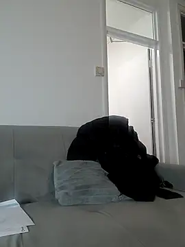 Bali baddie x online show from November 7, 8:25 pm