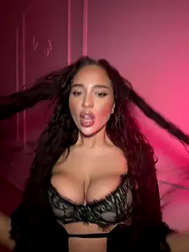 CardiSweetBaby online show from December 17, 8:35 pm