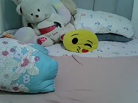 Snapshot of sweet_sydney chatting on September 19, 1:15 am sweet sydney online show from September 19, 1:15 am