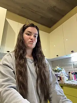 Snapshot of Karolina_llove chatting on October 18, 7:37 pm Karolina llove online show from October 18, 7:37 pm