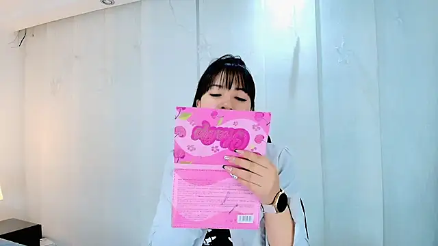 lina bedoya  online show from September 22, 11:30 am