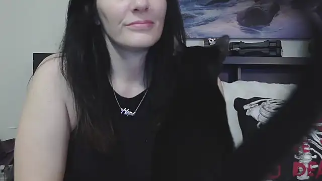 CrystalLakeXO online show from September 25, 10:36 am