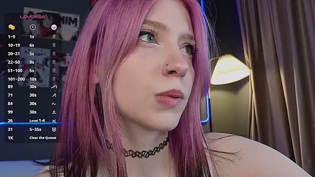 arielabradberry online show from April 21, 2:46 pm