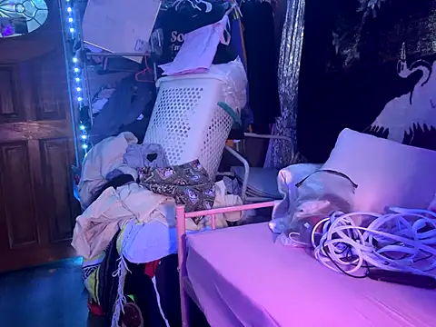 fatpus1169 online show from October 12, 8:44 pm