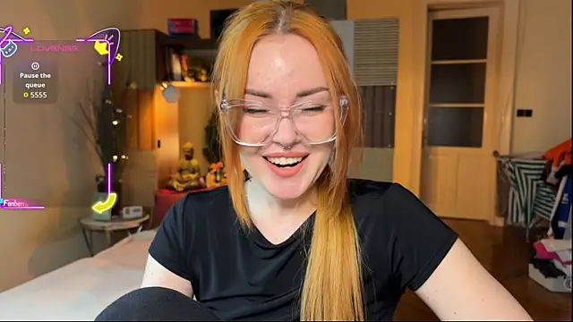 Snapshot of Sargonium999 chatting on October 22, 7:41 pm Sargonium999 online show from October 22, 7:41 pm