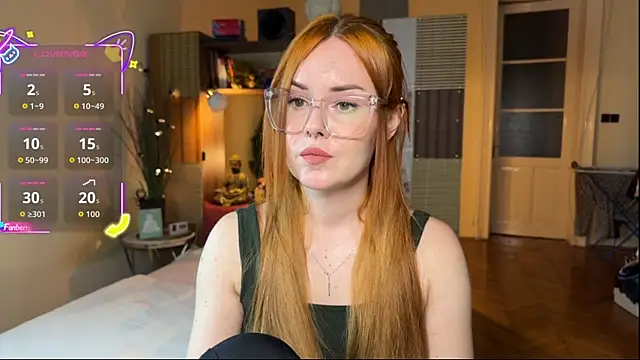 Snapshot of Sargonium999 chatting on October 24, 7:54 pm Sargonium999 online show from October 24, 7:54 pm