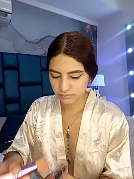 Snapshot of AnthonelaDuque chatting on October 3, 12:10 pm AnthonelaDuque online show from October 3, 12:10 pm