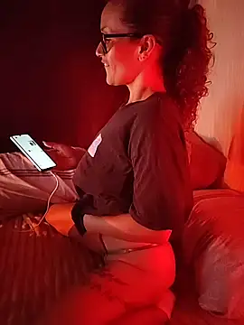 SelenaHouston online show from February 7, 5:22 am