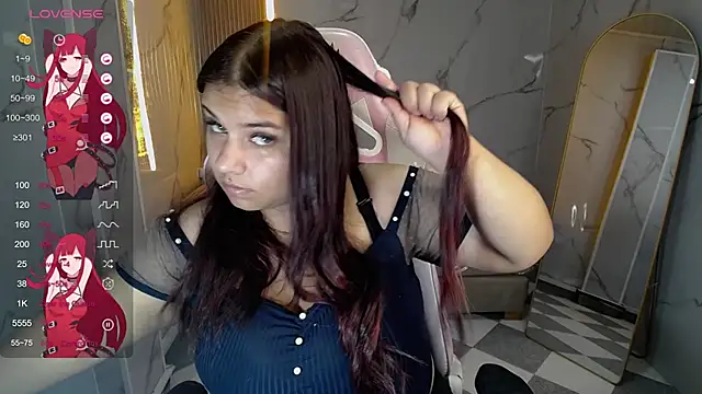 Snapshot of skeler_lovd_b_ chatting on October 28, 1:06 pm skeler lovd b  online show from October 28, 1:06 pm