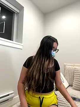 jAsMinE678 online show from September 30, 4:40 am