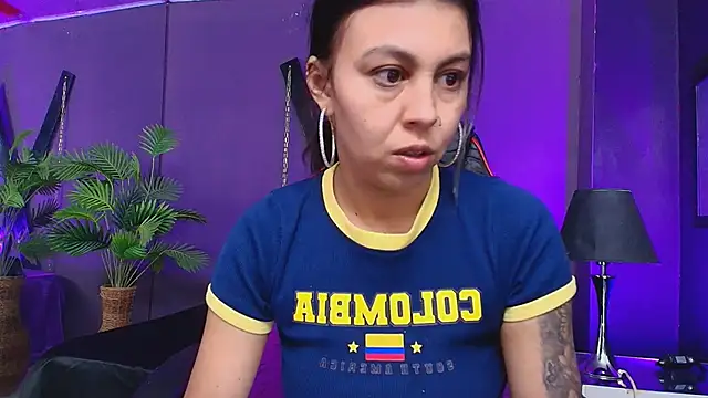 Juliet Nasty online show from September 26, 1:20 pm