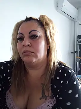 Snapshot of Valim7979 chatting on September 30, 9:15 am Valim7979 online show from September 30, 9:15 am