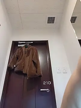 muuna9999 online show from March 16, 10:41 am