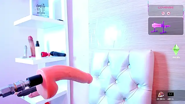 Snapshot of evelinn_belen chatting on September 29, 12:54 pm evelinn belen online show from September 29, 12:54 pm