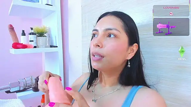 Snapshot of evelinn_belen chatting on September 17, 2:59 pm evelinn belen online show from September 17, 2:59 pm