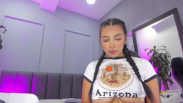 Elisa castrillon online show from December 5, 8:21 pm