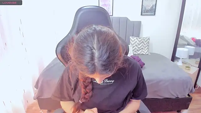 Amy joones online show from September 27, 2:13 pm