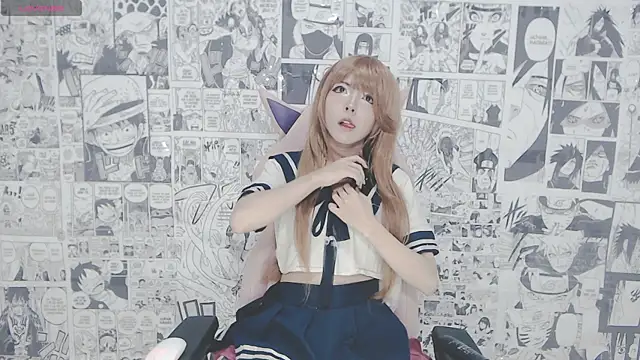 Snapshot of Miahparker chatting on September 26, 1:36 am Miahparker online show from September 26, 1:36 am