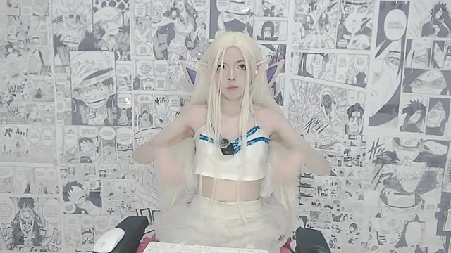 Snapshot of Miahparker chatting on September 25, 1:15 am Miahparker online show from September 25, 1:15 am