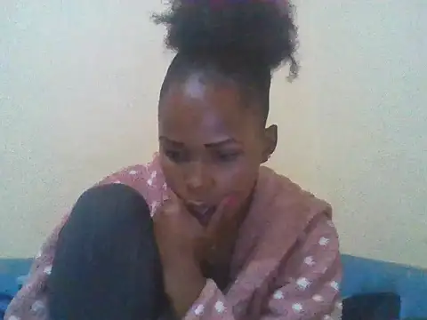 CharlotteDee online show from October 18, 7:37 pm