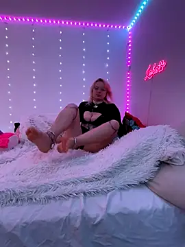 LaskaLeRoomba online show from September 23, 1:20 pm