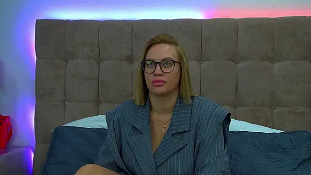 MariaNeumann online show from September 24, 6:34 am