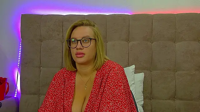 MariaNeumann online show from October 16, 6:38 am