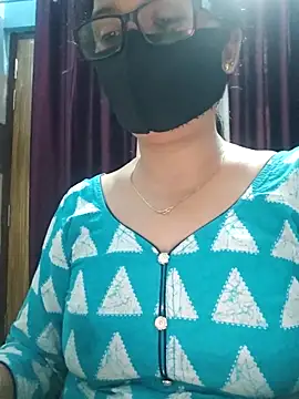 Aishwaryaa 69 online show from October 1, 10:20 am