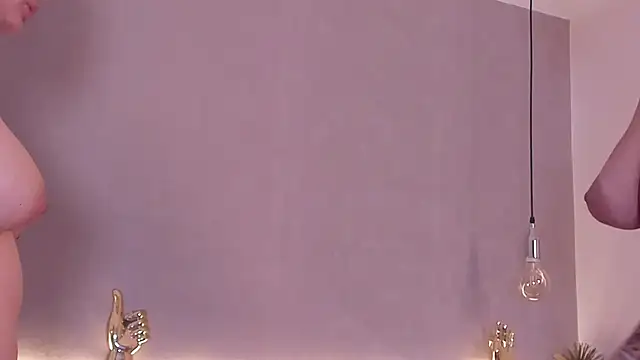 Snapshot of naughtylesbians__ chatting on October 30, 3:09 am naughtylesbians online show from October 30, 3:09 am