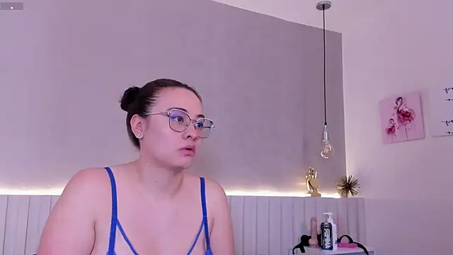 Snapshot of naughtylesbians__ chatting on October 20, 2:36 am naughtylesbians online show from October 20, 2:36 am