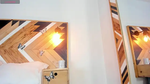 Snapshot of Kathaleiya_Ozz chatting on September 26, 9:12 pm Kathaleiya Ozz online show from September 26, 9:12 pm