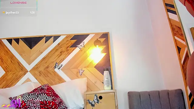 Snapshot of Kathaleiya_Ozz chatting on October 17, 7:39 pm Kathaleiya Ozz online show from October 17, 7:39 pm