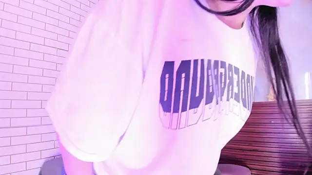 monickhot303av online show from January 8, 5:44 am