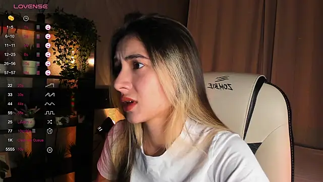 DarlaLike online show from October 3, 4:06 am