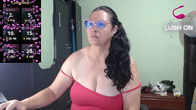 hairyglad69 online show from October 23, 1:39 pm