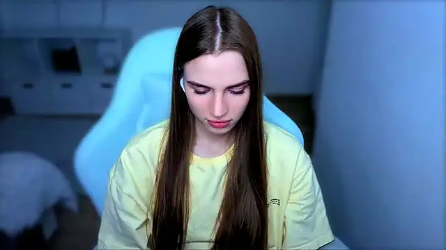 Snapshot of StellaLawless chatting on September 18, 7:56 pm StellaLawless online show from September 18, 7:56 pm